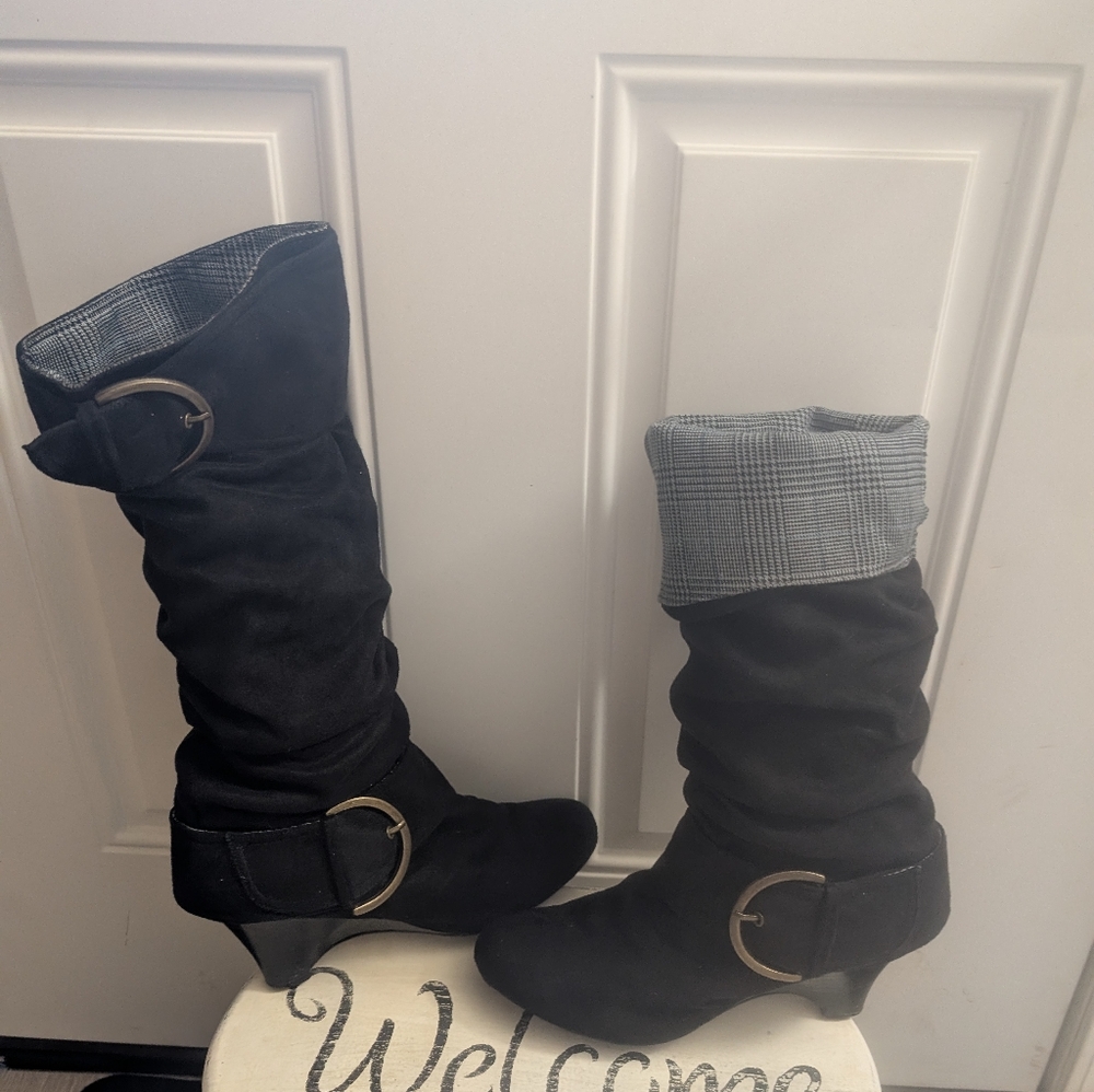 naughty monkey Black Slouchy Mid-Calf Heeled Boots with Buckle - Picture 4 of 4